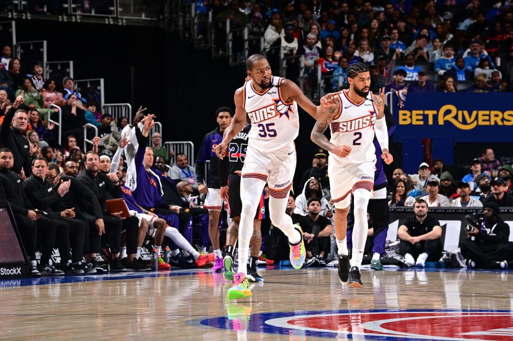 佩上的巨额 佩上的巨额